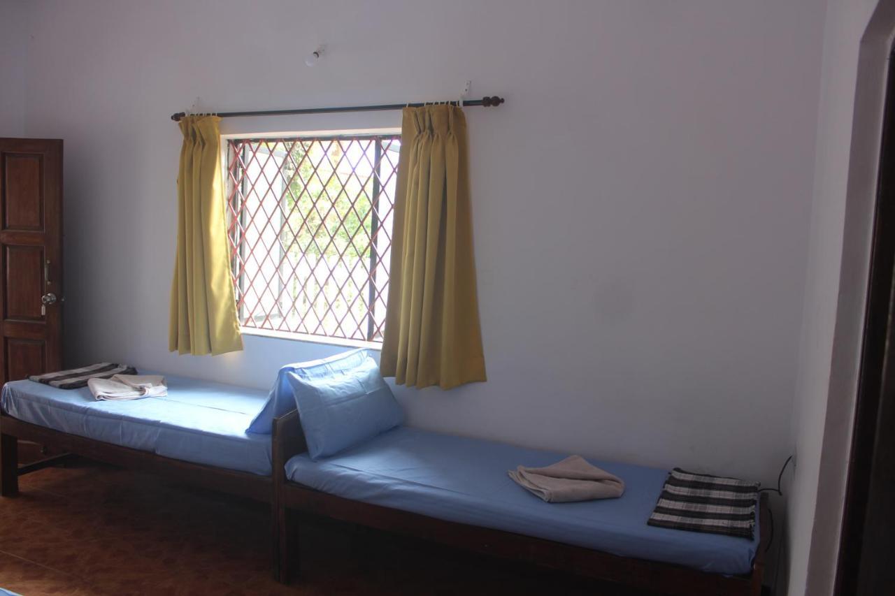Seaprincess Guesthouse Анджуна Екстериор снимка