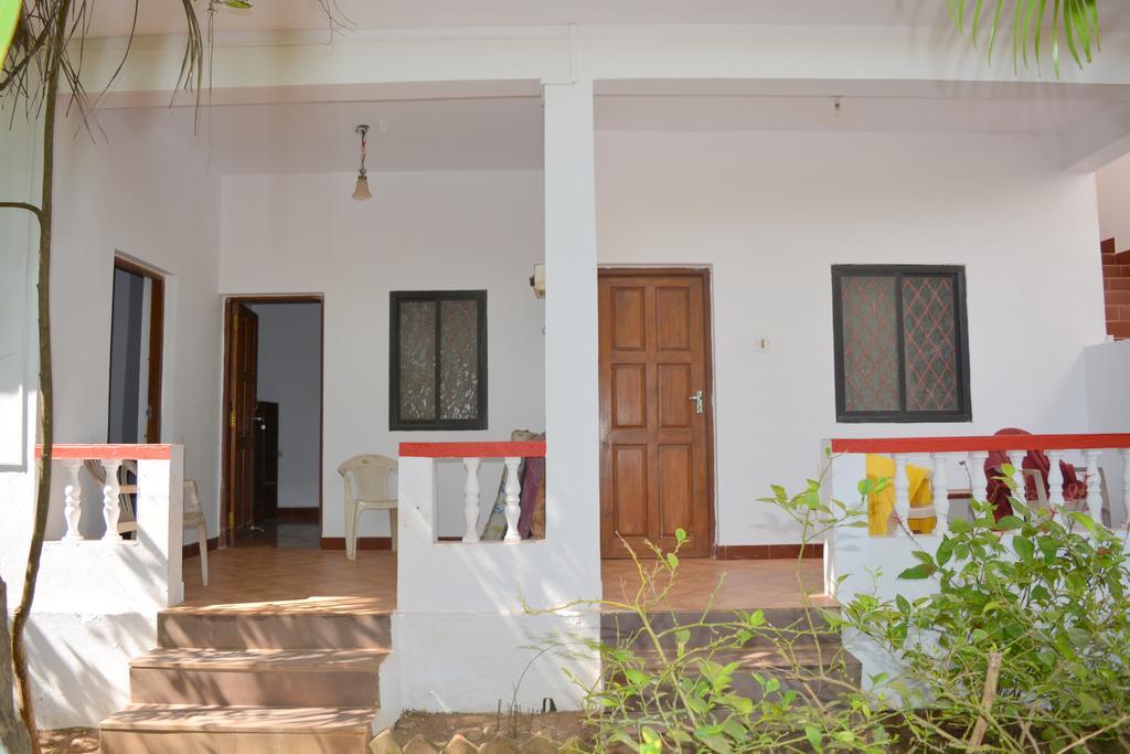 Seaprincess Guesthouse Анджуна Екстериор снимка